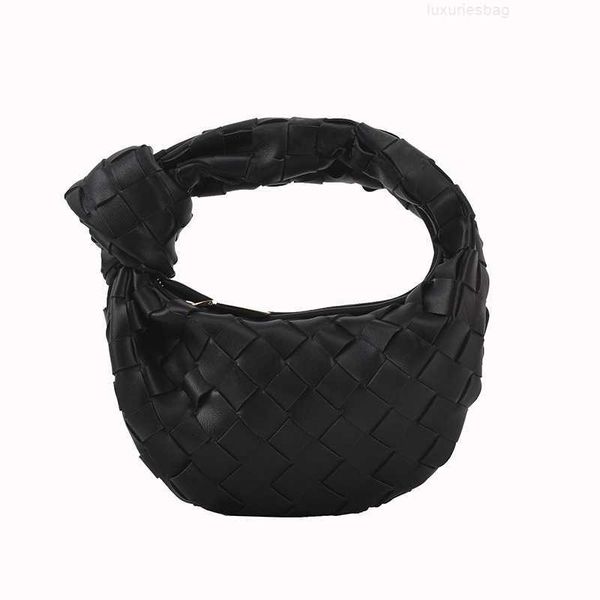 botega venates jodie mini teen intrecciato pouch fashion hand cloud woven ox horn women's bag os4a
botega venates jodie mini teen intrecciato pouch fashion hand cloud woven ox horn women's bag os4a