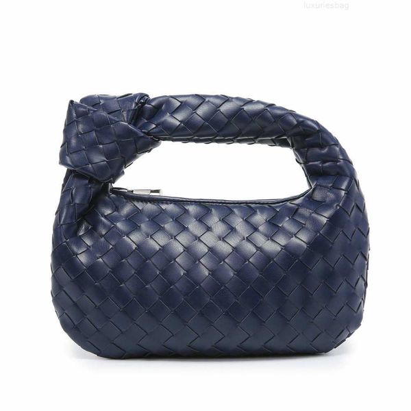 botega venates jodie mini teen intrecciato pouch ox horn carry women's popular hand woven bag xdvm
botega venates jodie mini teen intrecciato pouch ox horn carry women's popular hand woven bag xdvm