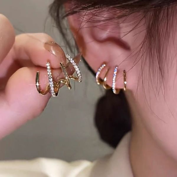 sacred hoops basketball silver needle earrings, niche temperament earrings, luxury and fashion women's retro and exquisite., Golden;silver
sacred hoops basketball silver needle earrings, niche temperament earrings, luxury and fashion women's retro and exquisite., Golden;silver