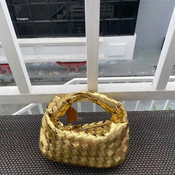 botega venates jodie mini teen intrecciato pouch lg woven knot pleated dumpling axigo cow horn wrap one shoulder hand held women's bag
botega venates jodie mini teen intrecciato pouch lg woven knot pleated dumpling axigo cow horn wrap one shoulder hand held women's bag