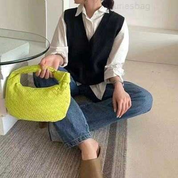 botega venates jodie mini teen intrecciato pouch luxury mini woven knot cow's corner dumplings cloud bag hand held leather armpit bag k
botega venates jodie mini teen intrecciato pouch luxury mini woven knot cow's corner dumplings cloud bag hand held leather armpit bag k