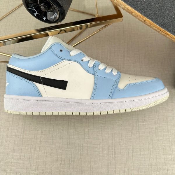 wholesale basketball shoes the men's women 1 1s low ice blue black sail white 2023 new arrival designer sneakers for sports original bo
wholesale basketball shoes the men's women 1 1s low ice blue black sail white 2023 new arrival designer sneakers for sports original bo