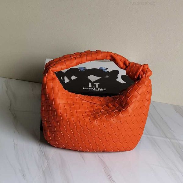 botega venates jodie mini teen intrecciato pouch bag women fashion net red cloud woven ox horn knotted hand carrying women's simple and
botega venates jodie mini teen intrecciato pouch bag women fashion net red cloud woven ox horn knotted hand carrying women's simple and