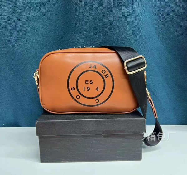 evening bags women bags new 2023 contrast color small square bag trend letter single shoulder messenger bag mj23323
evening bags women bags new 2023 contrast color small square bag trend letter single shoulder messenger bag mj23323