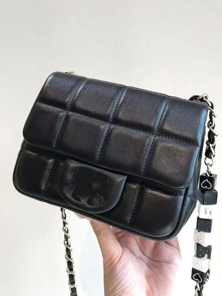 handbag classic new fashion casual cross body women ladies chain bags women handbag purse fashion classic luxury brand women shoulder handba
handbag classic new fashion casual cross body women ladies chain bags women handbag purse fashion classic luxury brand women shoulder handba
