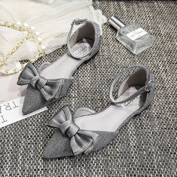 sandals bling bow-knot modern sandals women 2021 summer shoes cover heels cut out sandales pointed toe glitter sandalias big size 34-42 g230, Black
sandals bling bow-knot modern sandals women 2021 summer shoes cover heels cut out sandales pointed toe glitter sandalias big size 34-42 g230, Black