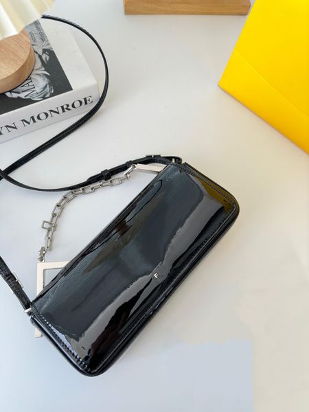 designer shoulder bag women fashion messenger bag luxury ladies crossbody handbags females classic shoping bag
designer shoulder bag women fashion messenger bag luxury ladies crossbody handbags females classic shoping bag