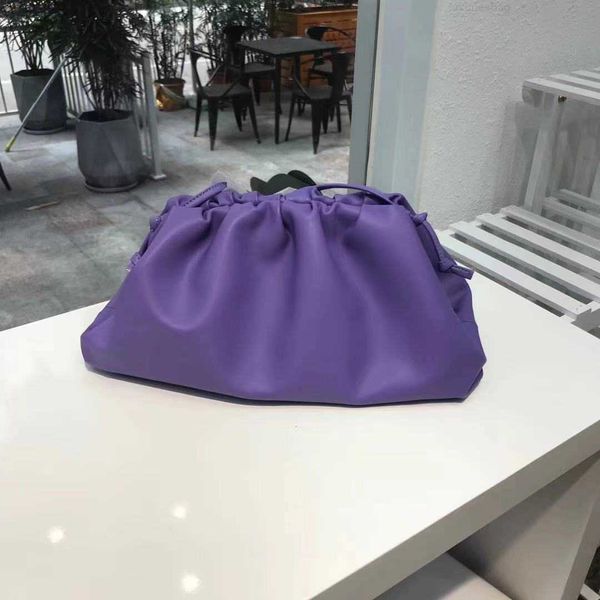 bag botegas purse pouch bags venetas luxury designer womens intrecciato autumn small net red trend shoulder messenger dumpling hand 4pts
bag botegas purse pouch bags venetas luxury designer womens intrecciato autumn small net red trend shoulder messenger dumpling hand 4pts