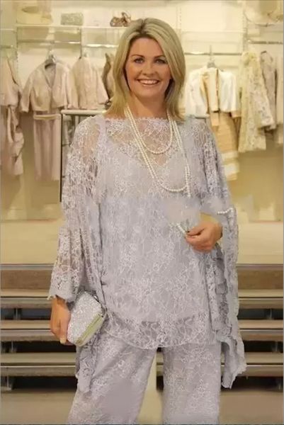 new lace mother of the bride pant suits plus size long sleeves silver women formal gowns three pieces mother dresses for wedding, Black;red
new lace mother of the bride pant suits plus size long sleeves silver women formal gowns three pieces mother dresses for wedding, Black;red