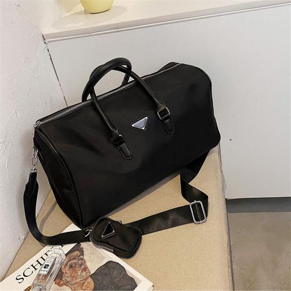 whole luxury designer brand duffel bag 2021 latest fashion classic men women high capacity outdoor sports nylon travel boardin2442
whole luxury designer brand duffel bag 2021 latest fashion classic men women high capacity outdoor sports nylon travel boardin2442