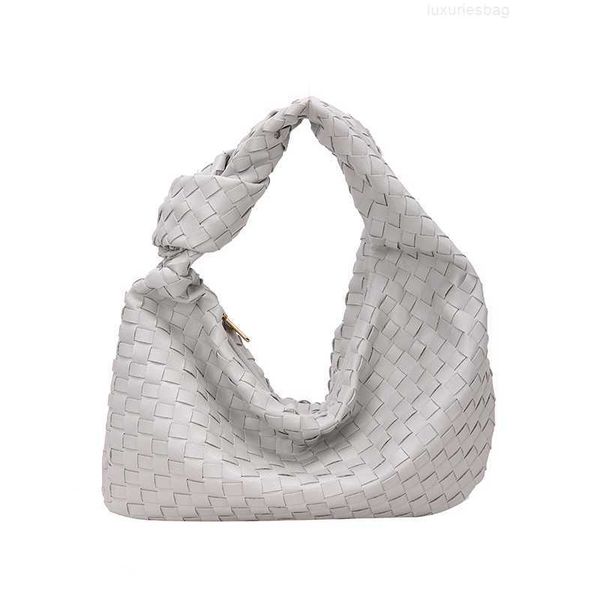 botega venates jodie mini teen intrecciato pouch women's woven plaid oxhorn bag soft leather handbag spring women l887
botega venates jodie mini teen intrecciato pouch women's woven plaid oxhorn bag soft leather handbag spring women l887