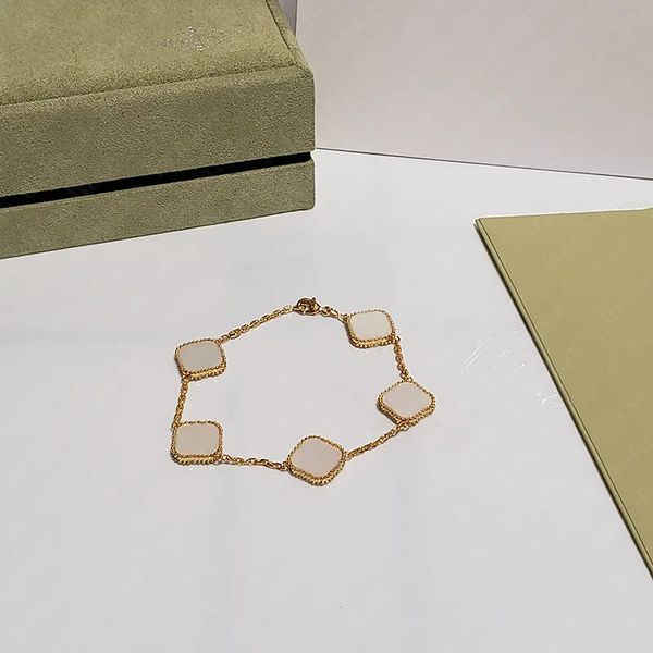 luxury classic 4/four leaf clover lucky charm bracelets 18k gold agate shell mother-of-pearl for women and girl wedding mother' day jew, Golden;silver
luxury classic 4/four leaf clover lucky charm bracelets 18k gold agate shell mother-of-pearl for women and girl wedding mother' day jew, Golden;silver