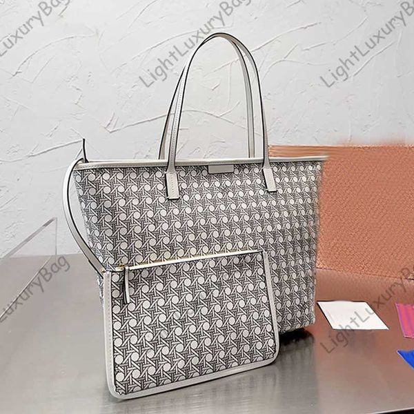 tb big totes handbags designer shoulder bag womens tote bag leather large capacity messenger bag large capacity embossed tote 230324
tb big totes handbags designer shoulder bag womens tote bag leather large capacity messenger bag large capacity embossed tote 230324