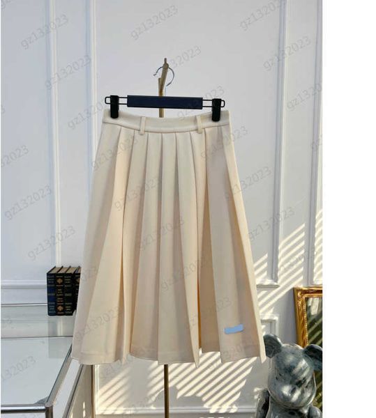 womens skirts metal triangle logo belt pleated half skirt pleated texture design accommodates body shape temperament joker skirts women clot, Black
womens skirts metal triangle logo belt pleated half skirt pleated texture design accommodates body shape temperament joker skirts women clot, Black