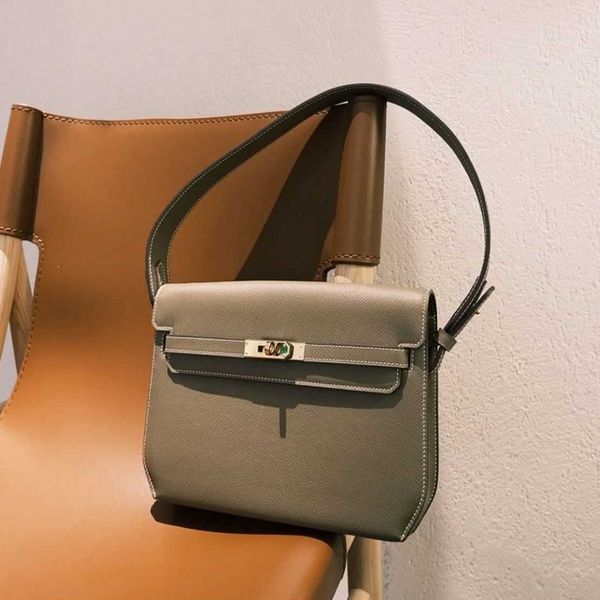 designer bag kelys leather for women with high sense of versatility underarm commuting messenger capacity single-shoulder
designer bag kelys leather for women with high sense of versatility underarm commuting messenger capacity single-shoulder