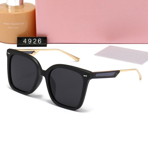 high qualit designers sunglasses men women square lens sun glasses lady fashion outdoor sports travel beach sunglass large frame shows small, White;black
high qualit designers sunglasses men women square lens sun glasses lady fashion outdoor sports travel beach sunglass large frame shows small, White;black