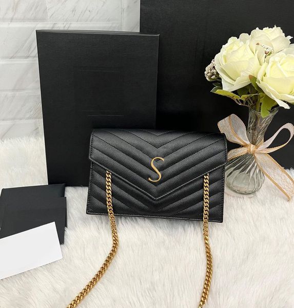 vintage summer envelope hobo bag womens luxury designer totes flap bag metal mens genuine leather handbags crossbody shoulder travel messeng
vintage summer envelope hobo bag womens luxury designer totes flap bag metal mens genuine leather handbags crossbody shoulder travel messeng