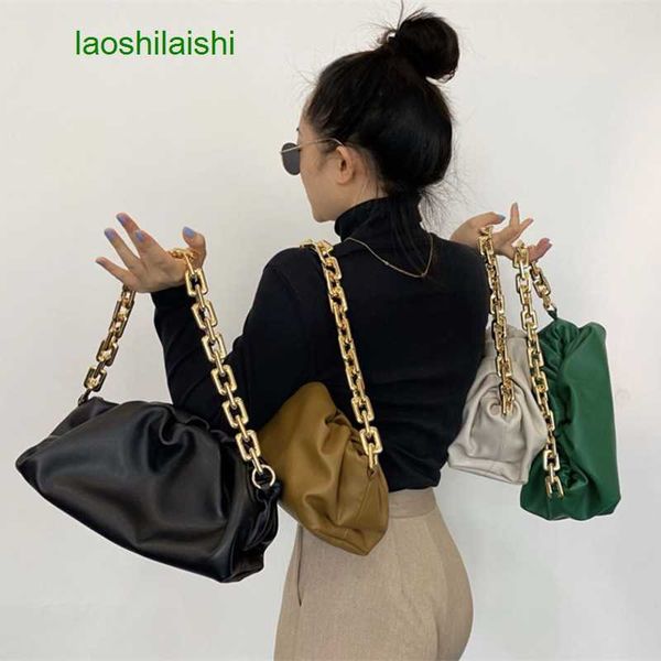 bottgs the cloud ins net red small static underarm bag the same 2023 new portable shoulder thick chain pleated
bottgs the cloud ins net red small static underarm bag the same 2023 new portable shoulder thick chain pleated