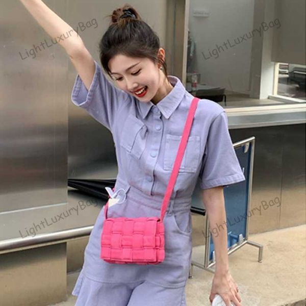 5a designer patchwork crochet crossbody bags fashion candy colours cross body wallets womens leather luxury tote classic female purses230324
5a designer patchwork crochet crossbody bags fashion candy colours cross body wallets womens leather luxury tote classic female purses230324