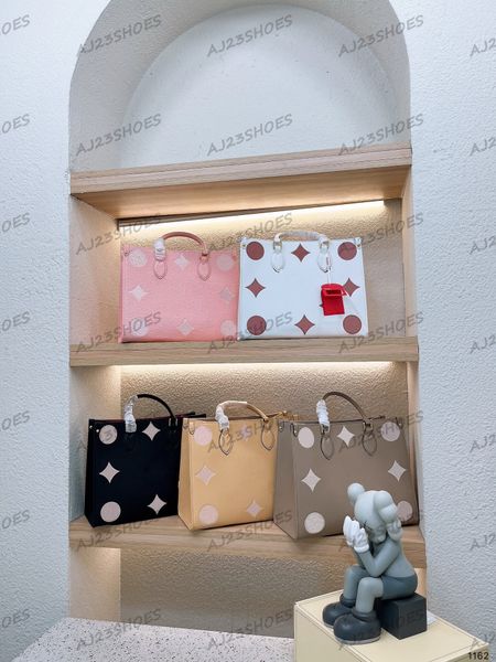 onthego classic cross body bag women luxurys monograms handbag purse ladies designer bags
onthego classic cross body bag women luxurys monograms handbag purse ladies designer bags
