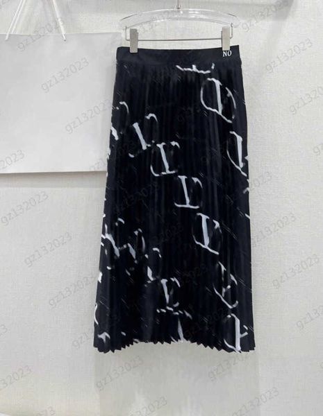 brand womens skirts fashion logo printing pleated design trend skirt stitching elastic waist soft lining comfortable fashion skirts women ap, Black
brand womens skirts fashion logo printing pleated design trend skirt stitching elastic waist soft lining comfortable fashion skirts women ap, Black