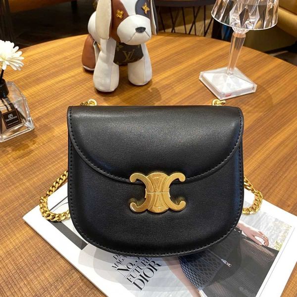 designer bags celliesarc de bag crossslung leather fashionable gilded hardware electroplating commuter public level sense
designer bags celliesarc de bag crossslung leather fashionable gilded hardware electroplating commuter public level sense