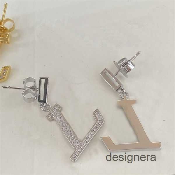 stud luxury designer ear studs brand stud gold earring fashion women stud earrings ornaments brand designers geometry rhinestone earring 41l, Golden;silver
stud luxury designer ear studs brand stud gold earring fashion women stud earrings ornaments brand designers geometry rhinestone earring 41l, Golden;silver