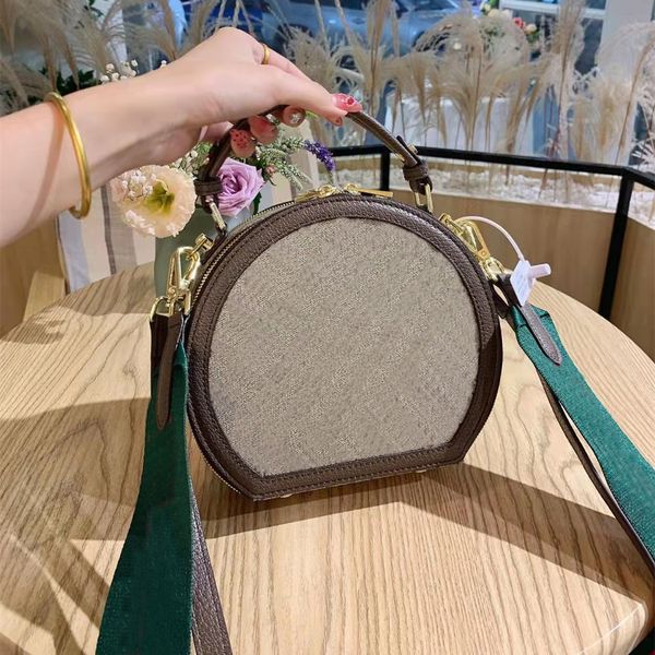 leather women's bag 2023 new bag niche foreign style round bag senior sense hand bill of lading shoulder cross-body small round bag
leather women's bag 2023 new bag niche foreign style round bag senior sense hand bill of lading shoulder cross-body small round bag
