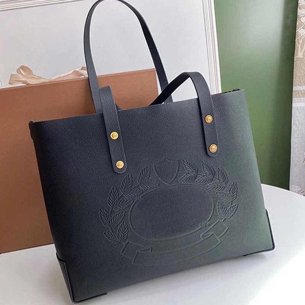 leather tote shopping bag women shoulder bag fashion letters inside plaid zip pocket fashion letters new handbag purse large capacity pocket
leather tote shopping bag women shoulder bag fashion letters inside plaid zip pocket fashion letters new handbag purse large capacity pocket