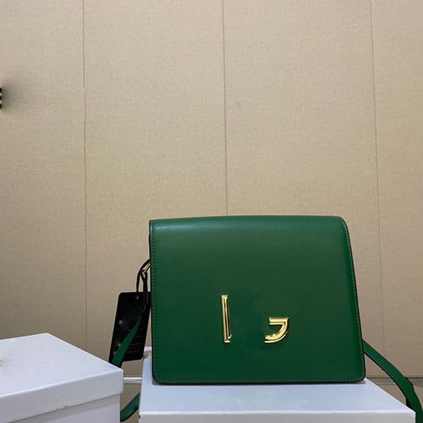 summer shoulder bags women designer cross body handbag purse fashion hardware letters green wallet mini clutch bag interior compartment pouc
summer shoulder bags women designer cross body handbag purse fashion hardware letters green wallet mini clutch bag interior compartment pouc