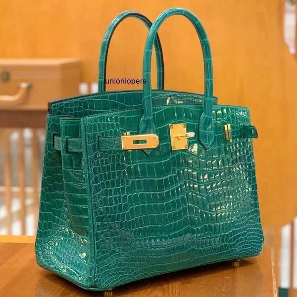 birkin bags all hand sewn women's luxury leather high gloss bay crocodile 30 inverted v lock emerald green large ayw
birkin bags all hand sewn women's luxury leather high gloss bay crocodile 30 inverted v lock emerald green large ayw