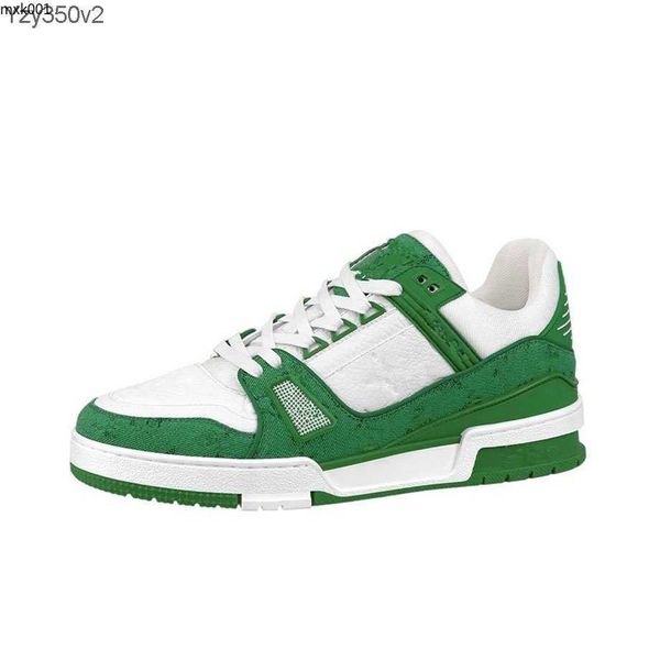 luxury designer shoes men casual shoe fluorescent yellow and white calfskin sneakers mkjkk mxk1000003
luxury designer shoes men casual shoe fluorescent yellow and white calfskin sneakers mkjkk mxk1000003