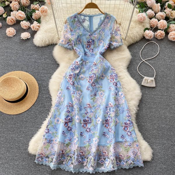 lace lace v-neck light luxury celebrity dress high waist slim mesh embroidery premium sense a-line skirt, Black;gray
lace lace v-neck light luxury celebrity dress high waist slim mesh embroidery premium sense a-line skirt, Black;gray