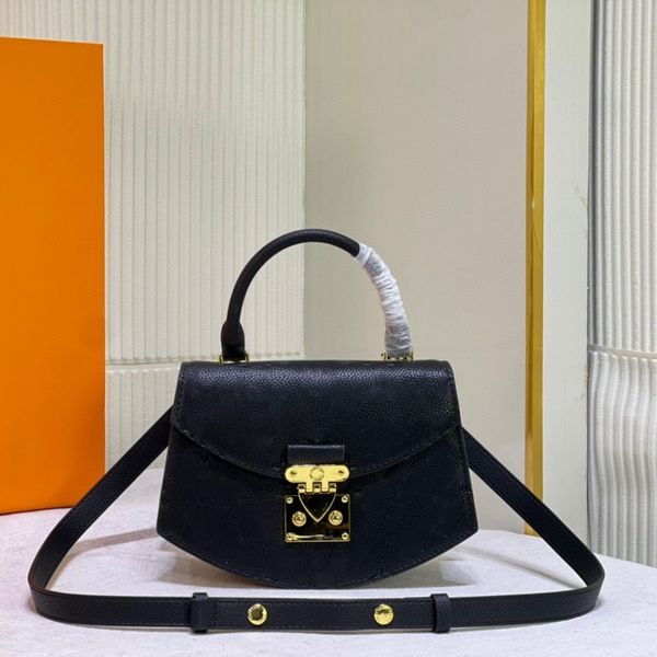 new women's bag designer shoulder bag crossbody bag classic stitching color flower design alphabet fan creative going out party travel
new women's bag designer shoulder bag crossbody bag classic stitching color flower design alphabet fan creative going out party travel