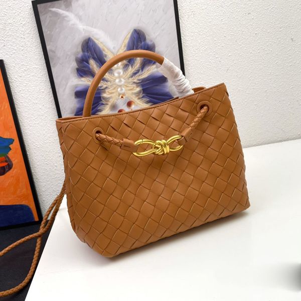 luxurys designers bags handbag women handbags lady messenger fashion shoulder bag luxury crossbody tote wallet
luxurys designers bags handbag women handbags lady messenger fashion shoulder bag luxury crossbody tote wallet