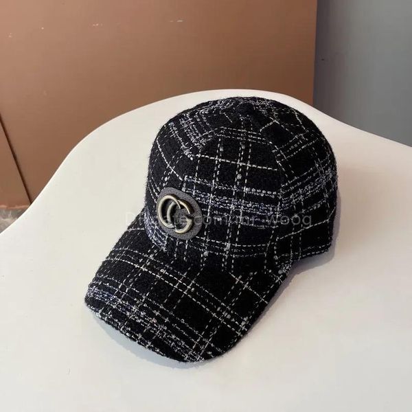 designer hat luxury fashion alphabet breath baseball cap striped splicing women men sports ball cap outdoor travel sun hat very beautiful, Blue;gray
designer hat luxury fashion alphabet breath baseball cap striped splicing women men sports ball cap outdoor travel sun hat very beautiful, Blue;gray