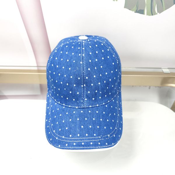 baseball cap, plaid fashion label, small hat, cool and handsome man, versatile spring and autumn net, red cap, lady, Blue;gray
baseball cap, plaid fashion label, small hat, cool and handsome man, versatile spring and autumn net, red cap, lady, Blue;gray