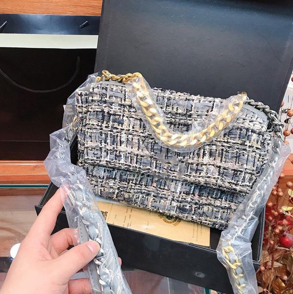 2021 early fall winter france womens tweed bags chains totes quilted crossbody shoulder classic flap gold metal hardware twotone 3270463
2021 early fall winter france womens tweed bags chains totes quilted crossbody shoulder classic flap gold metal hardware twotone 3270463