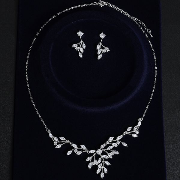 bride wedding necklace earrings set silver rhinestones necklaces bridal crystal jewelry accessories for women and girls, Slivery;golden
bride wedding necklace earrings set silver rhinestones necklaces bridal crystal jewelry accessories for women and girls, Slivery;golden