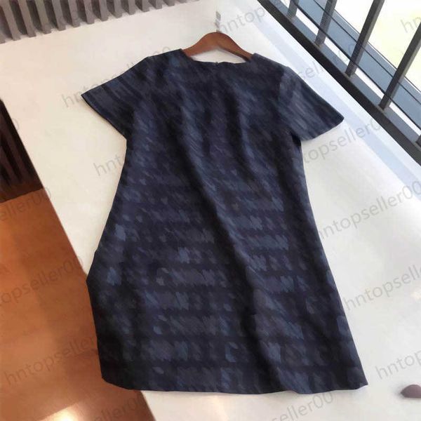 black casual dresses designer womens clothes spring summer classic fashion loose solid letter logo print round neck short sleeve dress polye, Black;gray
black casual dresses designer womens clothes spring summer classic fashion loose solid letter logo print round neck short sleeve dress polye, Black;gray