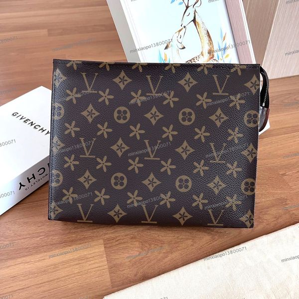 new hand bag travel toiletry pouch 26cm protection makeup clutch women leather waterproof cosmetic bags for louise purse vutton crossbody vi
new hand bag travel toiletry pouch 26cm protection makeup clutch women leather waterproof cosmetic bags for louise purse vutton crossbody vi