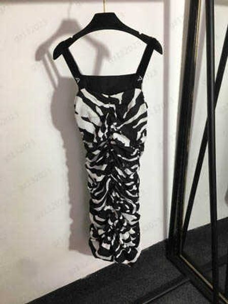 womens dresses patchwork letter webbing sleeveless suspender dress collision color zebra print slim version fashion slimming maxiskit dresse, Black;gray
womens dresses patchwork letter webbing sleeveless suspender dress collision color zebra print slim version fashion slimming maxiskit dresse, Black;gray