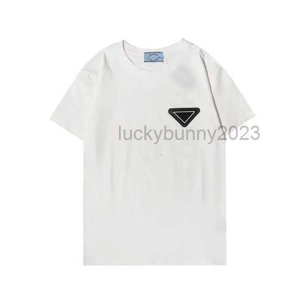 2023 summer mens designer t shirt casual man womens tees with letters print short sleeves sell luxury men hip hop clothes 8equu, White;black
2023 summer mens designer t shirt casual man womens tees with letters print short sleeves sell luxury men hip hop clothes 8equu, White;black