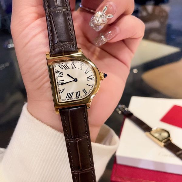 couple watch gold table bell quartz stone seat clock can wear limited edition ladies elegant men's tough luxury, Slivery;golden
couple watch gold table bell quartz stone seat clock can wear limited edition ladies elegant men's tough luxury, Slivery;golden