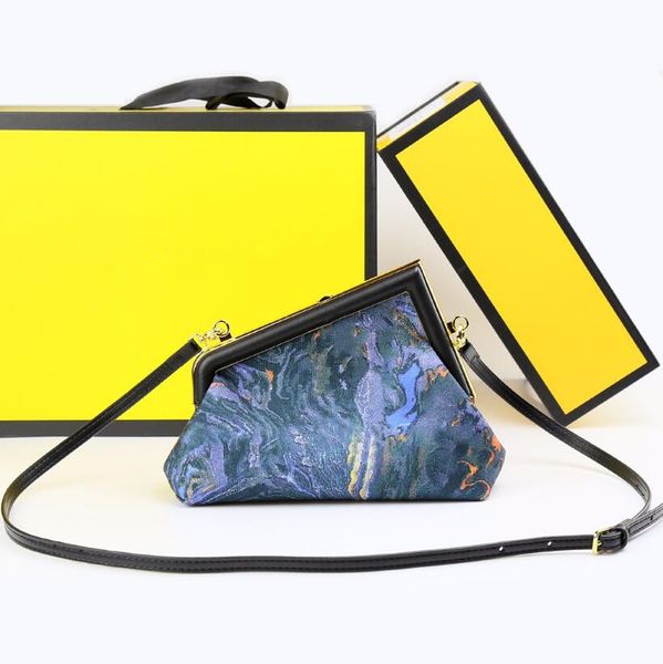 crossbody bag women handbag purse marble design fabric evening clutch bags fashion metal letter buckle golden hardware removable shoulder st
crossbody bag women handbag purse marble design fabric evening clutch bags fashion metal letter buckle golden hardware removable shoulder st