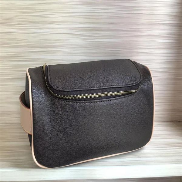 high-end quality men's fashion design ladies toiletry bag large capacity cosmetic bags341z
high-end quality men's fashion design ladies toiletry bag large capacity cosmetic bags341z