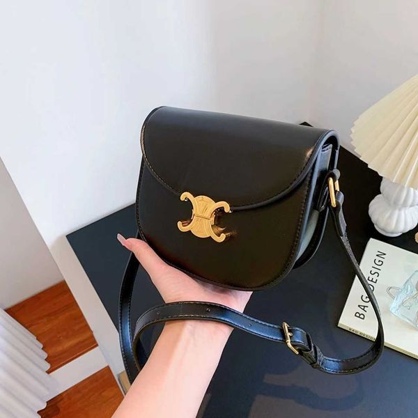 designer bags celliesdesigner bag leather saddle one shoulder fashion versatile
designer bags celliesdesigner bag leather saddle one shoulder fashion versatile