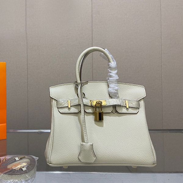 plain handbags tote bag women handbags purse crossbody bags cowhide leather lock catch long shoulder strap gold hardware 25cm
plain handbags tote bag women handbags purse crossbody bags cowhide leather lock catch long shoulder strap gold hardware 25cm