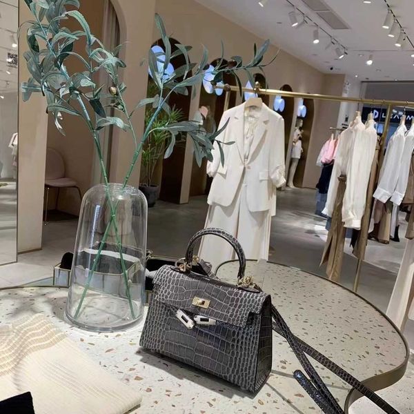 designer bag kelys new crocodile mini bag 2nd generation handheld shoulder oblique straddle women's
designer bag kelys new crocodile mini bag 2nd generation handheld shoulder oblique straddle women's