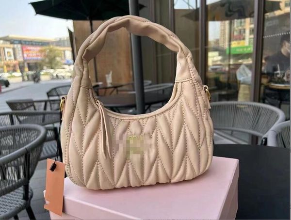 fashion classic designer underarm bag women's mens satchel tote hobo luxury with shoulder strap genuine leather handbag clutch crossbod
fashion classic designer underarm bag women's mens satchel tote hobo luxury with shoulder strap genuine leather handbag clutch crossbod